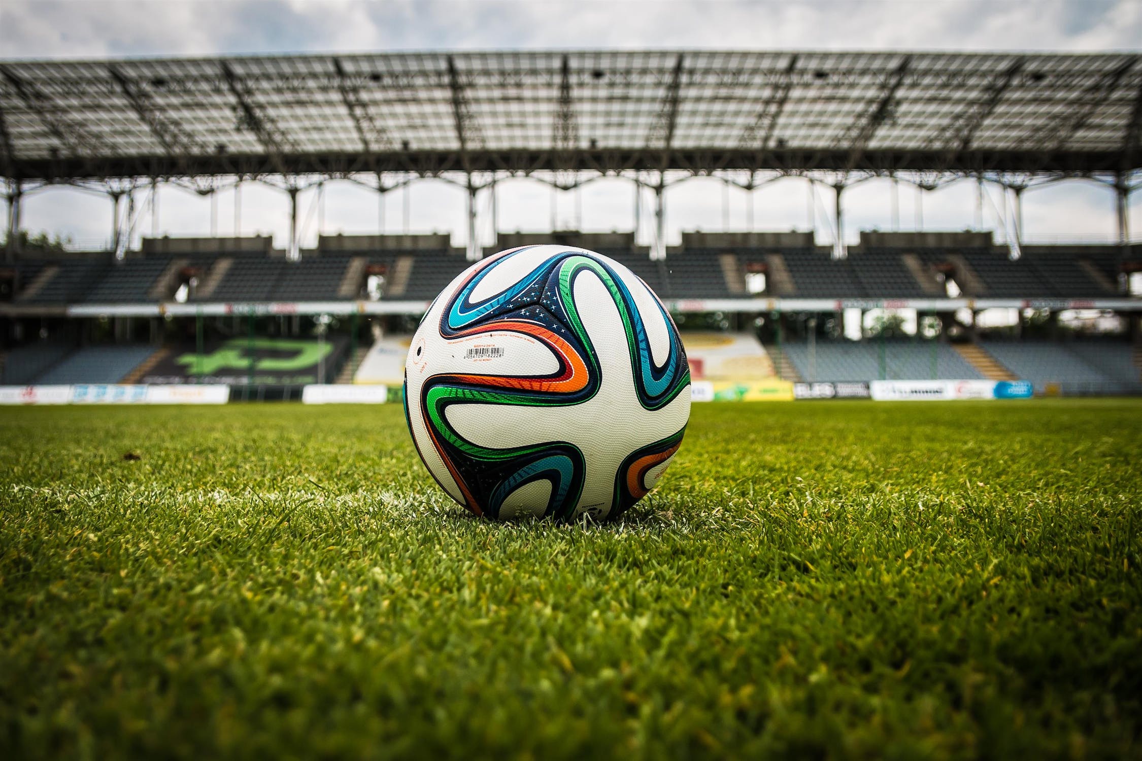 the-ball-stadion-football-the-pitch-47730 https://soccerex.com/wp-content/uploads/2023/08/the-ball-stadion-football-the-pitch-47730.jpeg